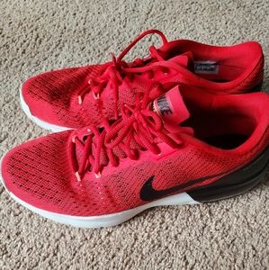 Men's Nike sneakers